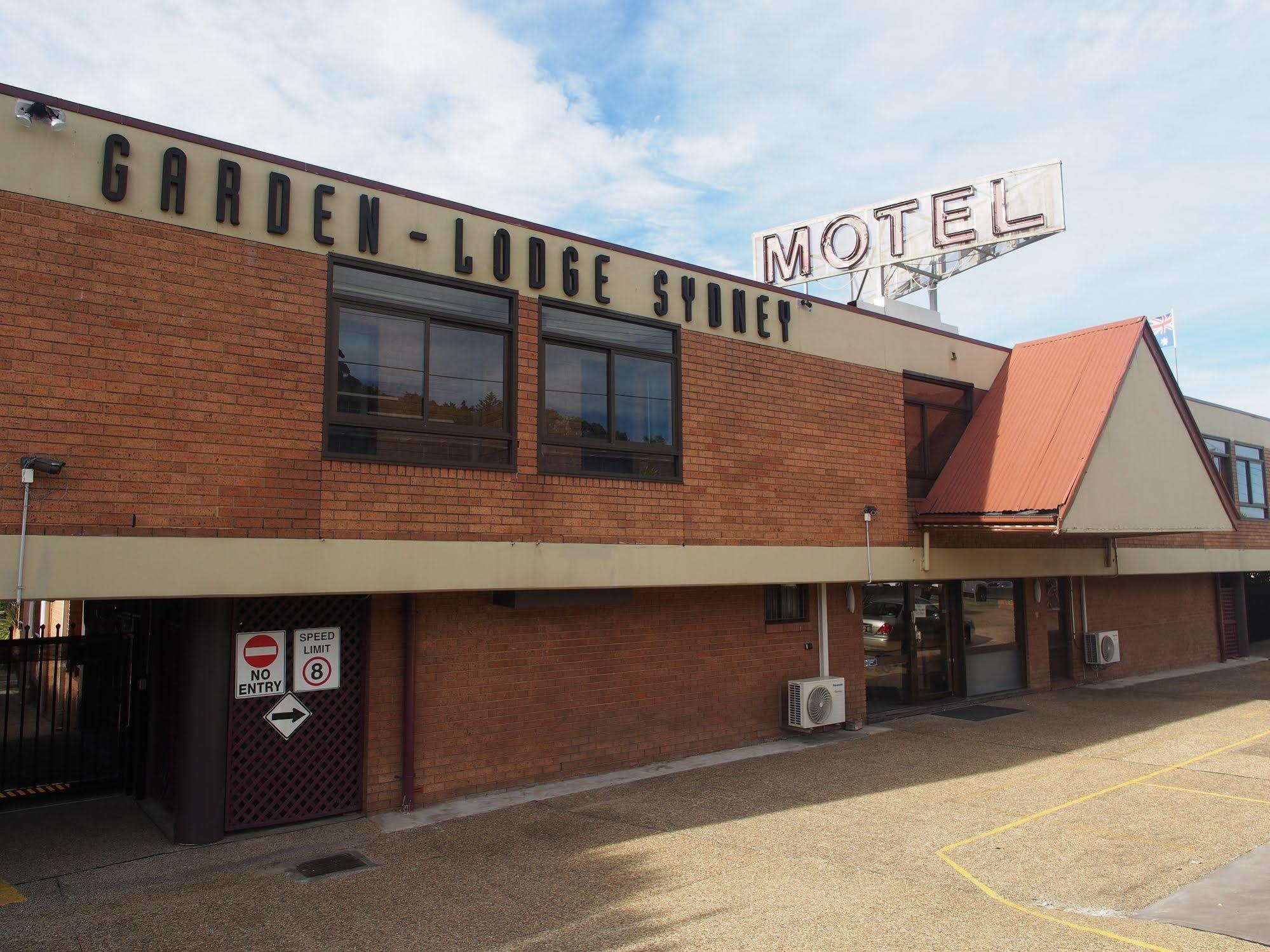 การ์เด้นลอดจ์ ซิดนีย์ Hotel ภายนอก รูปภาพ