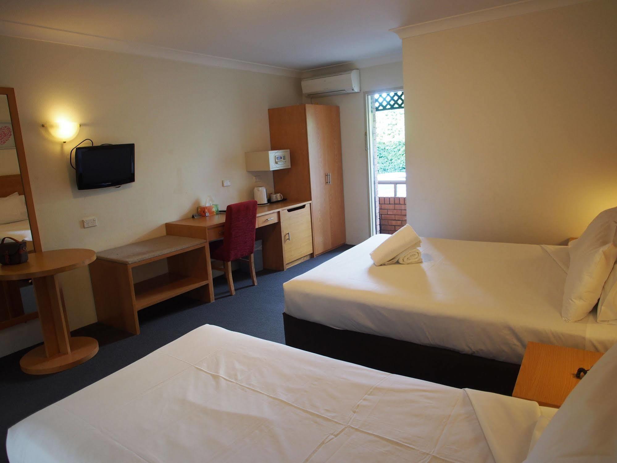 การ์เด้นลอดจ์ ซิดนีย์ Hotel ภายนอก รูปภาพ